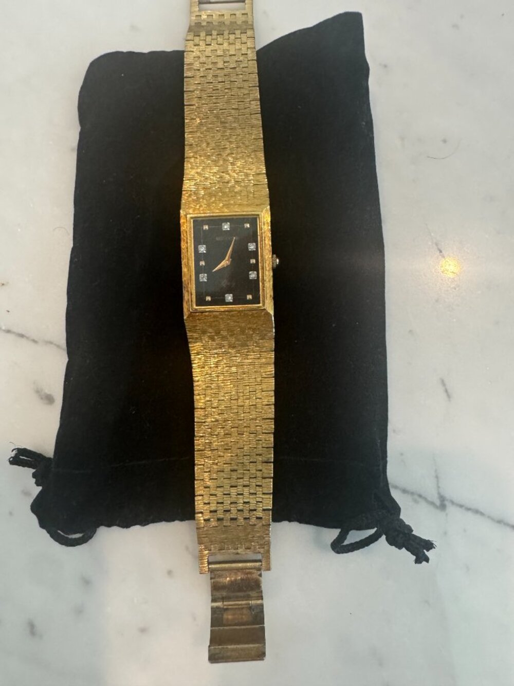 Vintage Wittnauer Gold Plated Black Dial Watch | Retro 80s Luxury Style - Picture 4 of 5